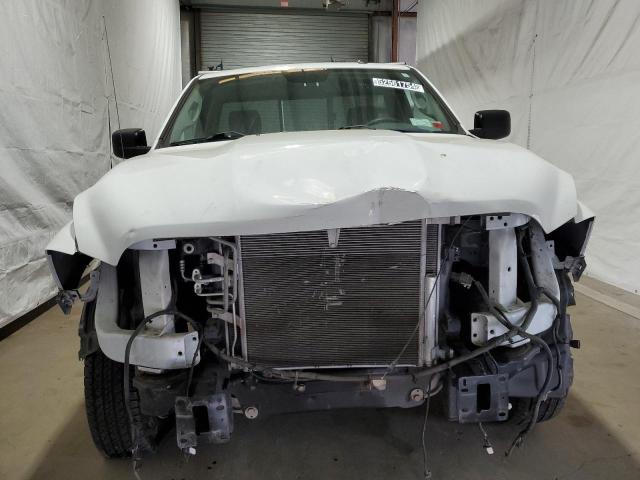 3C6JR7ET0KG670059 - 2019 RAM 1500 CLASS SLT თეთრი ფოტო 5