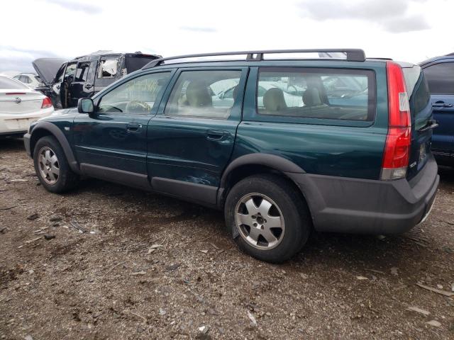 YV1SZ58DX21057641 - 2002 VOLVO V70 XC GREEN photo 2