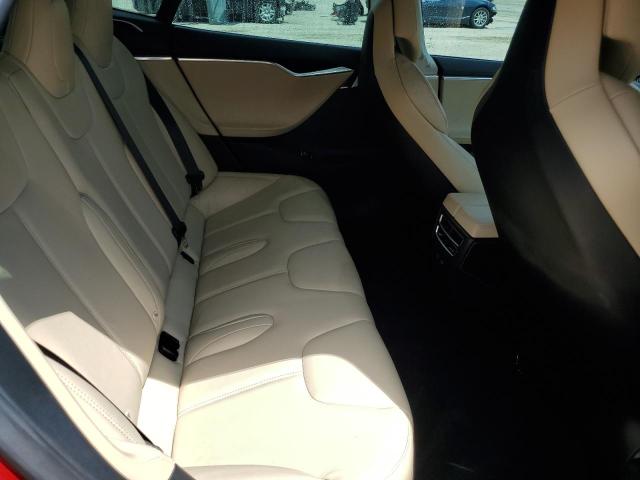5YJSA1E16HF203128 - 2017 TESLA MODEL S Червоний фото 10