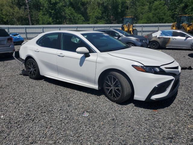 4T1S11AKXRU903222 - 2024 TOYOTA CAMRY SE NIGHT SHADE WHITE photo 4