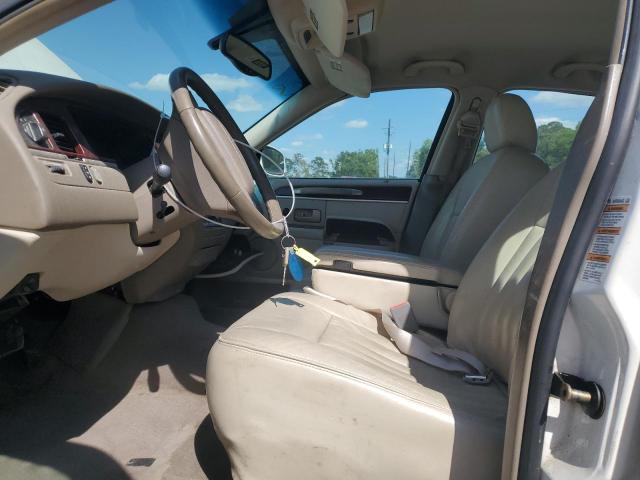 1LNHM81W04Y603672 - 2004 LINCOLN TOWN CAR EXECUTIVE Weiß Foto 7
