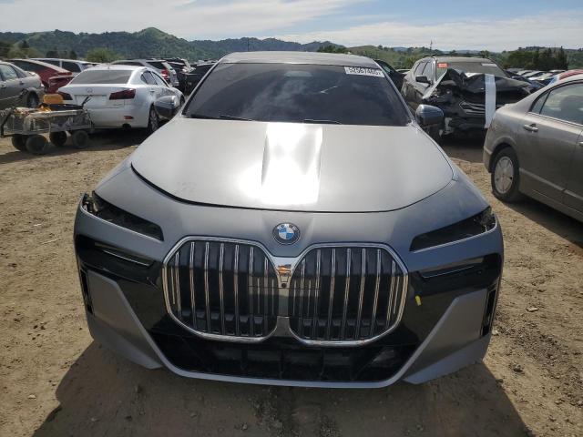 WBA33EJ02RCP81998 - 2024 BMW 760 XI GRAY photo 5