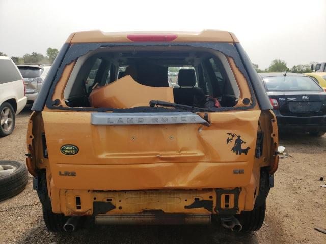 SALFP24N38H023544 - 2008 LAND ROVER LR2 SE ORANGE photo 6