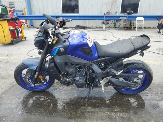 JYARN71E3PA003521 - 2023 YAMAHA MT09 TWO TONE photo 3