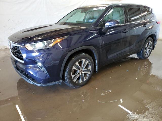 5TDHZRBH8NS566380 - 2022 TOYOTA HIGHLANDER XLE 蓝色 照片 1