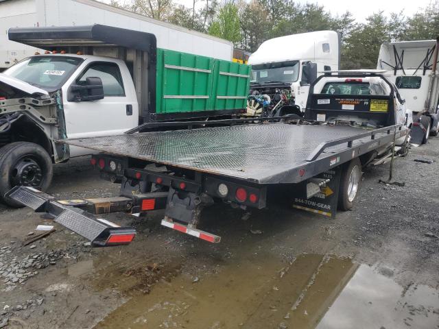 1HTKHPVM0PH687050 - 2023 CHEVROLET SILVERADO MEDIUM DUTY WHITE photo 3