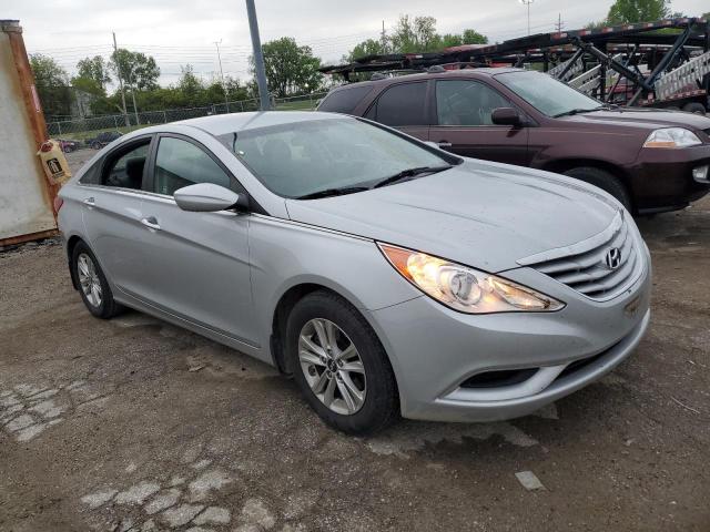 5NPEB4ACXBH172218 - 2011 HYUNDAI SONATA GLS SILVER photo 4