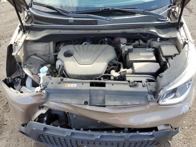 KNDJN2A29G7260223 - 2016 KIA SOUL TAN photo 11