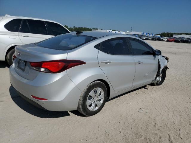 5NPDH4AE8GH690489 - 2016 HYUNDAI ELANTRA SE SILVER photo 3