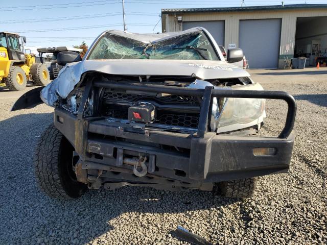 3TMJU4GNXBM119515 - 2011 TOYOTA TACOMA DOUBLE CAB PRERUNNER SILVER photo 5