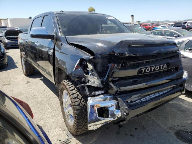 5TFAW5F18EX379683 - 2014 TOYOTA TUNDRA CREWMAX PLATINUM შავი ფოტო 4