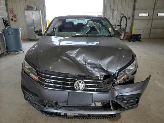 1VWDT7A39HC068170 - 2017 VOLKSWAGEN PASSAT R-LINE ნაცრისფერი ფოტო 5