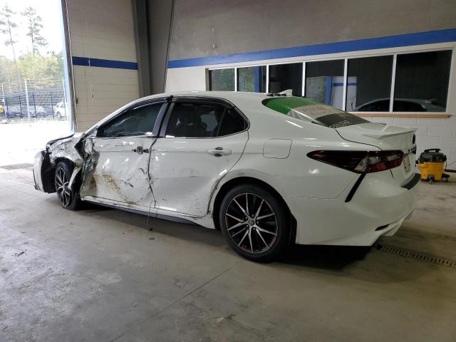 4T1G11AK9RU193509 - 2024 TOYOTA CAMRY SE NIGHT SHADE WHITE photo 2