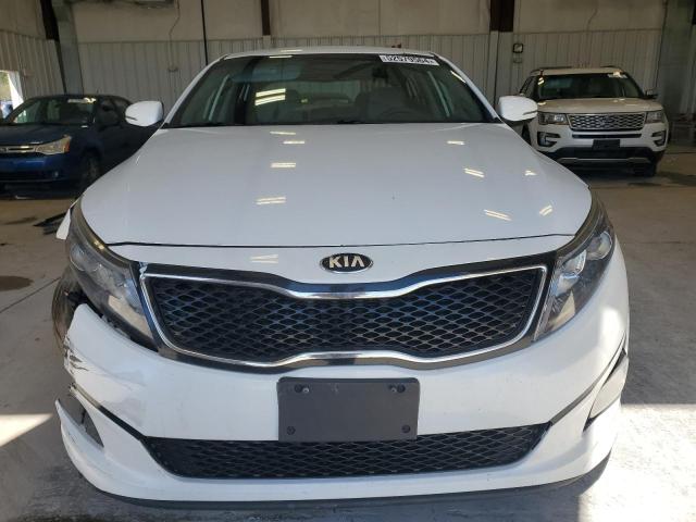 5XXGM4A77FG460401 - 2015 KIA OPTIMA LX WHITE photo 5