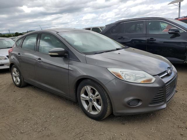 1FADP3K2XEL211182 - 2014 FORD FOCUS SE GRAY photo 4