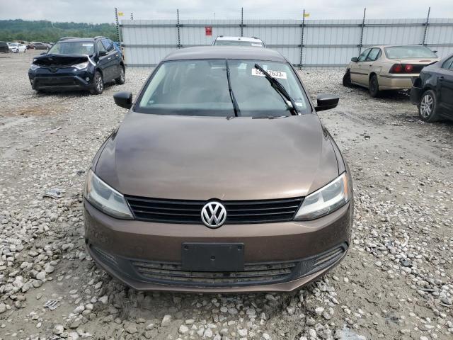 3VW1K7AJ0CM307035 - 2012 VOLKSWAGEN JETTA BASE بني صورة 5