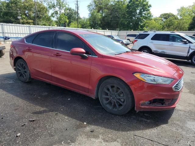 3FA6P0H76HR212314 - 2017 FORD FUSION SE MAROON photo 4