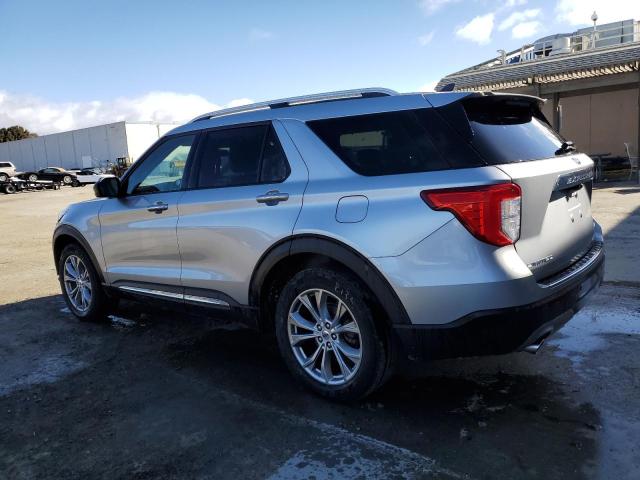 1FMSK8FHXNGA52163 - 2022 FORD EXPLORER LIMITED SILVER photo 2