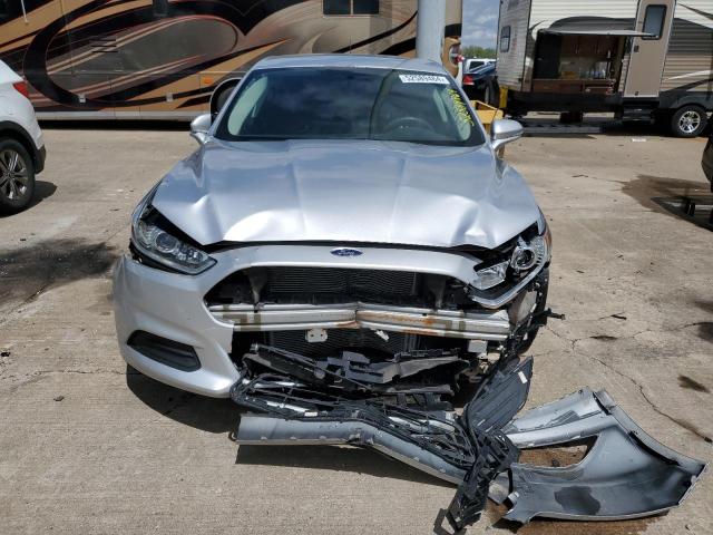 3FA6P0H71DR111417 - 2013 FORD FUSION SE SILVER photo 5