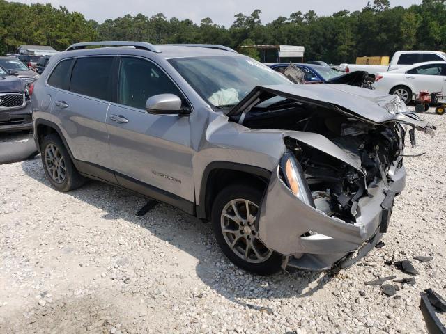 1C4PJLLB2JD615489 - 2018 JEEP CHEROKEE LATITUDE PLUS SILVER photo 4