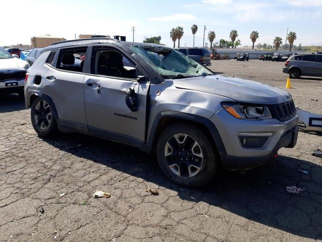 3C4NJDDB5HT679784 - 2017 JEEP COMPASS TRAILHAWK SILVER photo 4