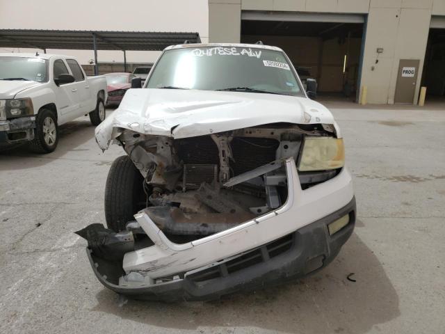 1FMPU15505LA30212 - 2005 FORD EXPEDITION XLT WHITE photo 5