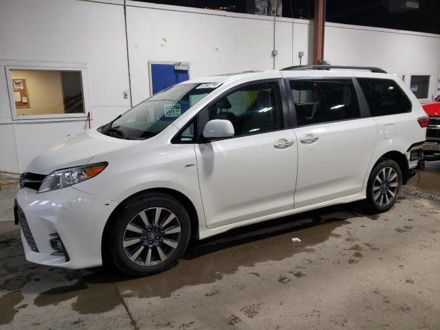 2018 TOYOTA SIENNA XLE, 