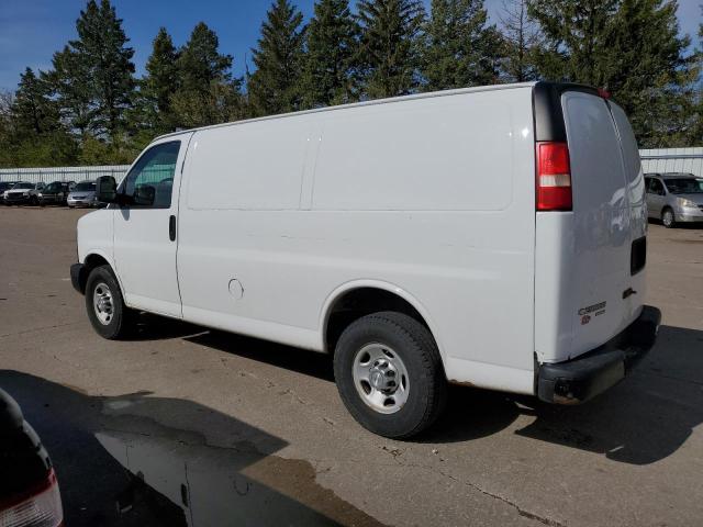 1GCWGFCA6E1212240 - 2014 CHEVROLET EXPRESS G2 WHITE photo 2