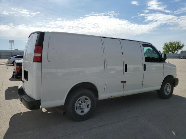 1GCWGFCA6E1212240 - 2014 CHEVROLET EXPRESS G2 WHITE photo 3