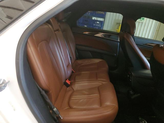3LN6L5E94HR644680 - 2017 LINCOLN MKZ RESERVE WHITE photo 10