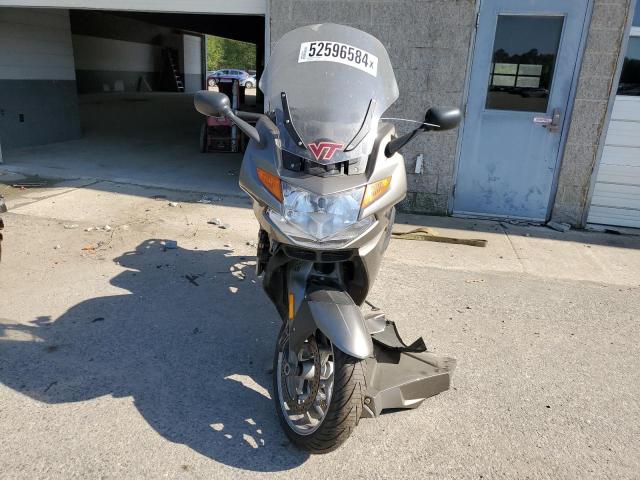 WB1053900AZV97280 - 2010 BMW K1300GT GT GRAY photo 2