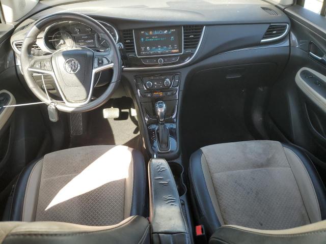 KL4CJASB9JB528845 - 2018 BUICK ENCORE PREFERRED Weiß Foto 8