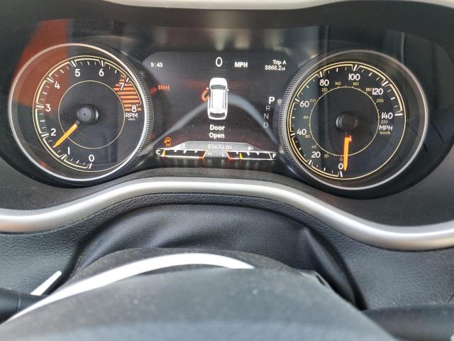 1C4PJMBXXJD619860 - 2018 JEEP CHEROKEE TRAILHAWK SILVER photo 9