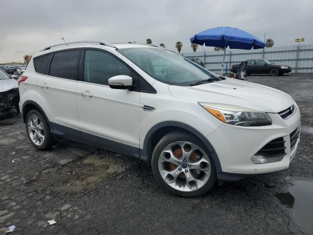 1FMCU9J97DUA78661 - 2013 FORD ESCAPE TITANIUM WHITE photo 4