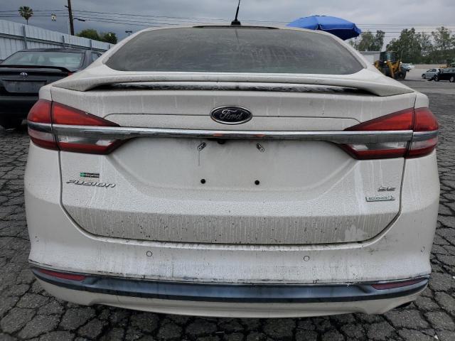 3FA6P0HD6JR154684 - 2018 FORD FUSION SE WHITE photo 6