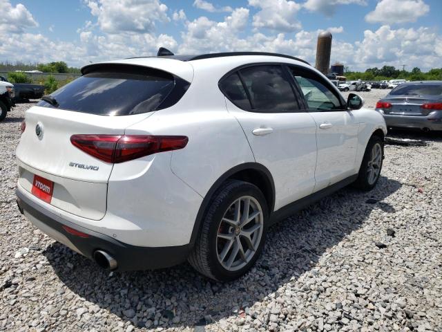 ZASFAKNN7J7C01045 - 2018 ALFA ROMEO STELVIO TI SPORT WHITE photo 3