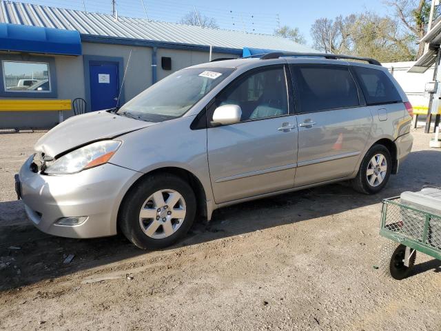 2008 TOYOTA SIENNA XLE, null