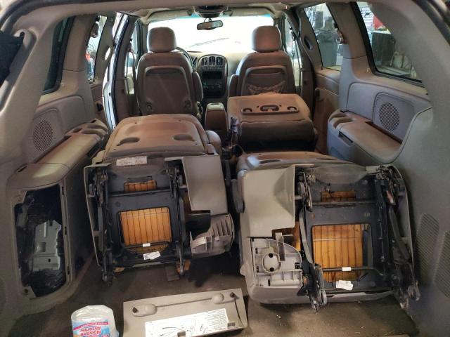 2C8GP54L13R131863 - 2003 CHRYSLER TOWN AND C LXI GREEN photo 13