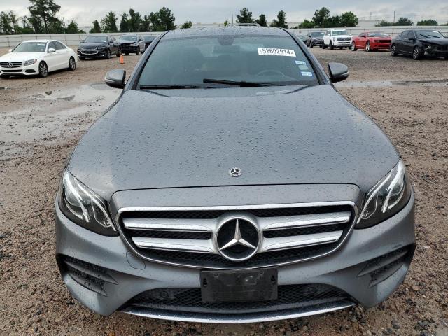 WDDZF4JB2JA313937 - 2018 MERCEDES-BENZ E 300 GRAY photo 5