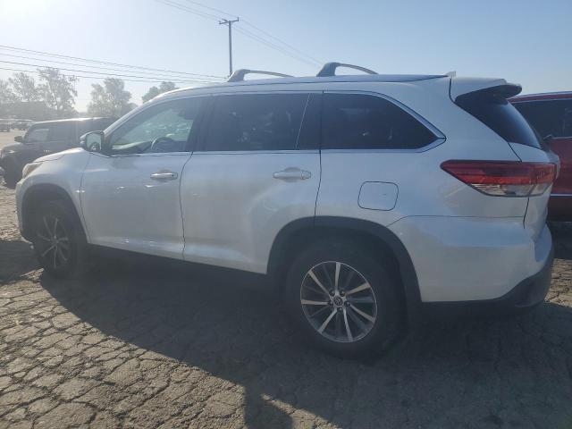 5TDJZRFH3KS949814 - 2019 TOYOTA HIGHLANDER SE WHITE photo 2