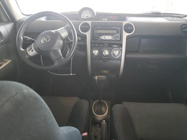 JTLKT324964090627 - 2006 TOYOTA SCION XB 白色 照片 8