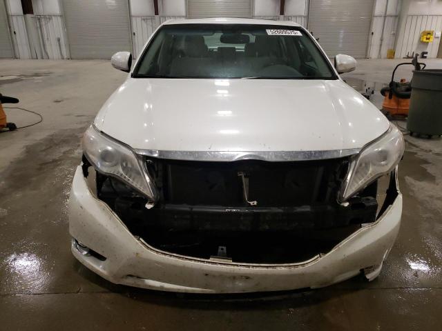 4T1BK3DB1BU397421 - 2011 TOYOTA AVALON BASE WHITE photo 5