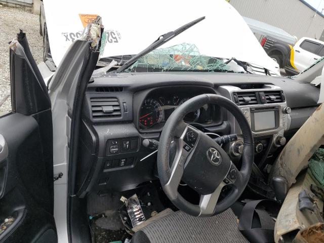 JTEBU5JR6G5401309 - 2016 TOYOTA 4RUNNER SR5/SR5 PREMIUM 银色 照片 8