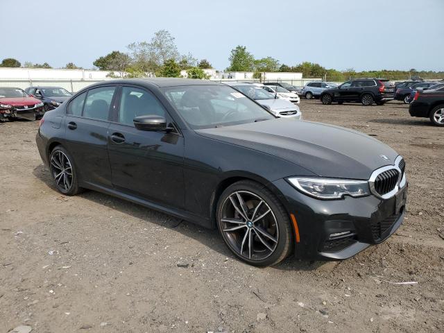 3MW5R7J05L8B38210 - 2020 BMW 330XI Siyah fotoğraf 4