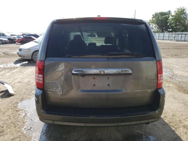 2A4RR7DX2AR454684 - 2010 CHRYSLER TOWN & COU LIMITED GRAY photo 6