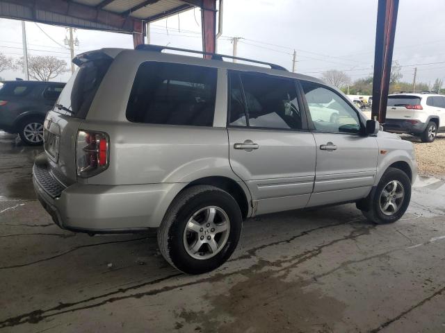 5FNYF28348B024486 - 2008 HONDA PILOT SE SILVER photo 3