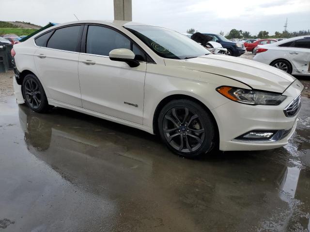 3FA6P0LU7JR200885 - 2018 FORD FUSION SE HYBRID WHITE photo 4