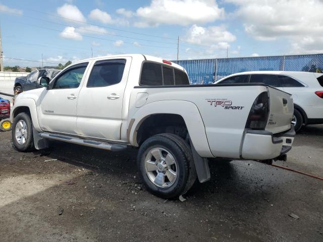 3TMJU4GNXDM156342 - 2013 TOYOTA TACOMA DOUBLE CAB PRERUNNER WHITE photo 2