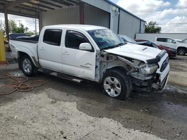3TMJU4GNXDM156342 - 2013 TOYOTA TACOMA DOUBLE CAB PRERUNNER WHITE photo 4
