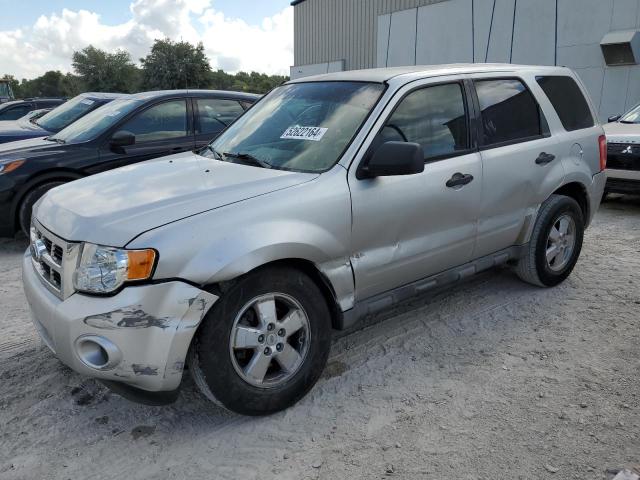 2010 FORD ESCAPE XLS, 